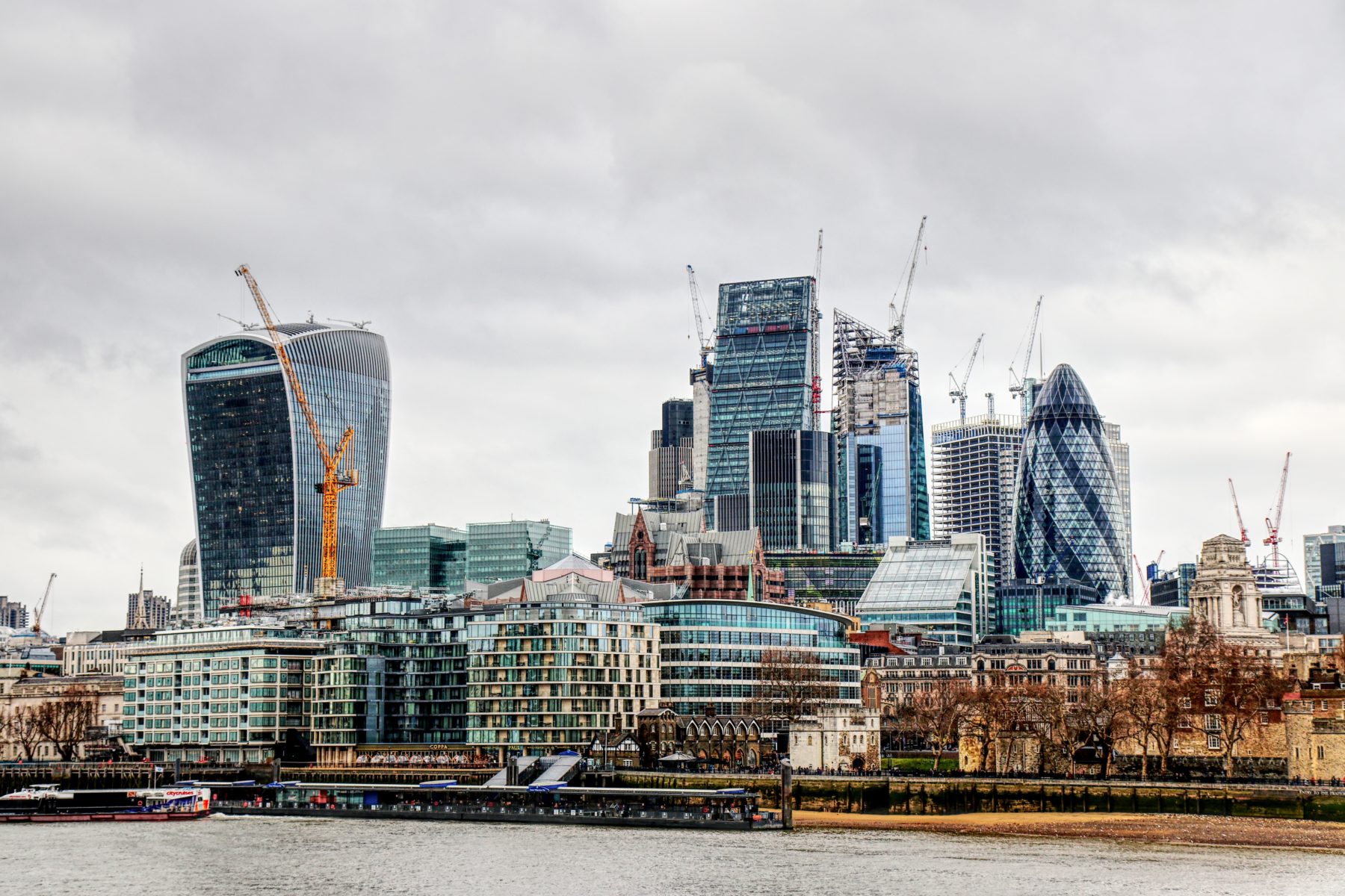 uk-government-investments-annual-report-and-accounts-2018-19-uk